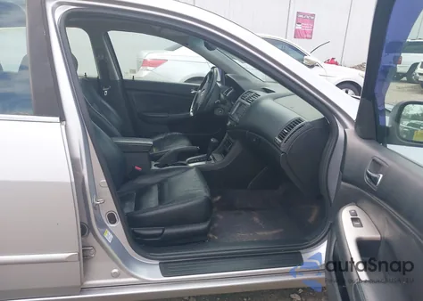 2004 Honda Accord 2.4 Ex z USA, uszkodzony, nr VIN 1HGCM56754A012519